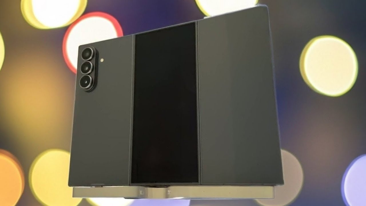 Samsung Galaxy Z TriFold HD photo